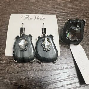 Tre Vero Black and Silver Earrings Set
